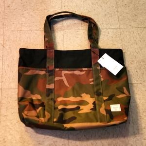Herschel Terrace Shoulder Tote Camo